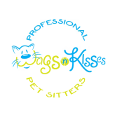 Wags N' Kisses Pet Sitters Logo